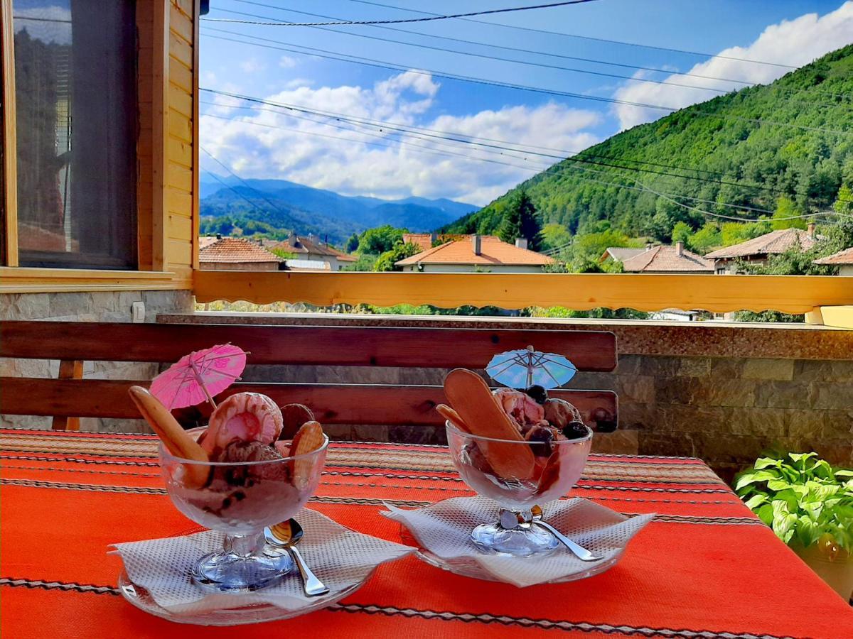 Kovacha Guest House Raduil Εξωτερικό φωτογραφία